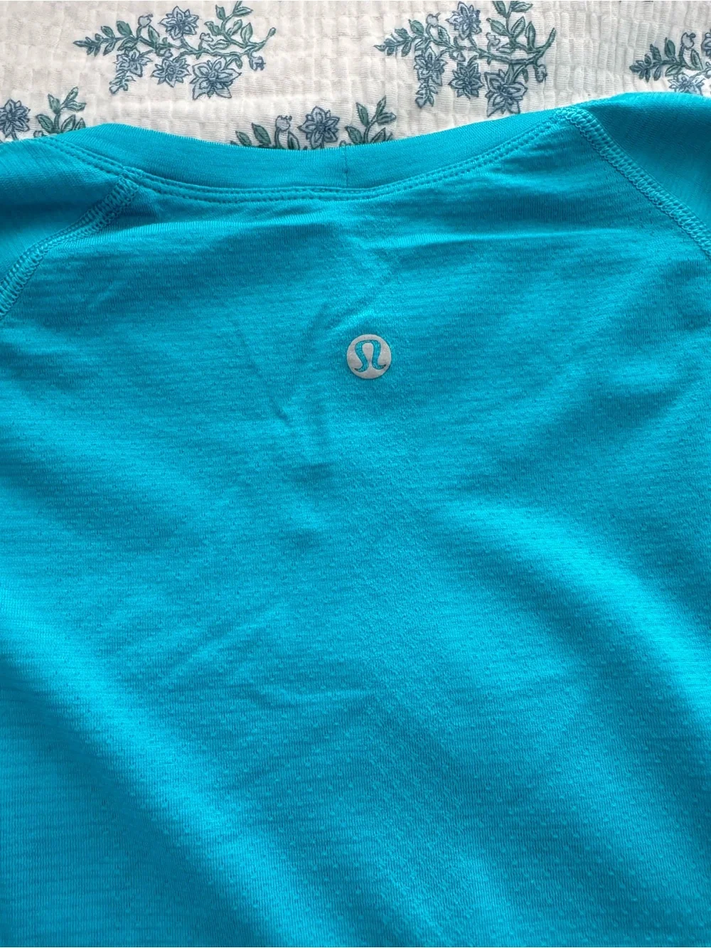 lululemon athletica Long-Sleeve Crew Top in Bright Teal